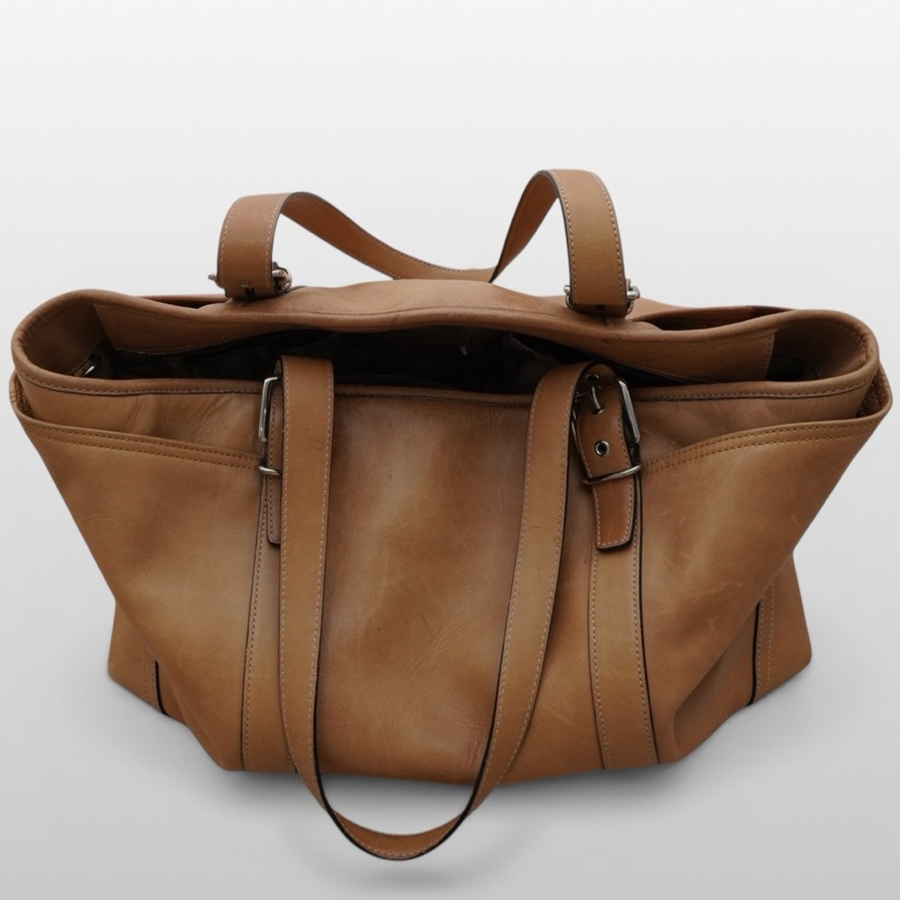 Vintage Coach Camel Leather Shoulder Bag - Picture 10 of 11
